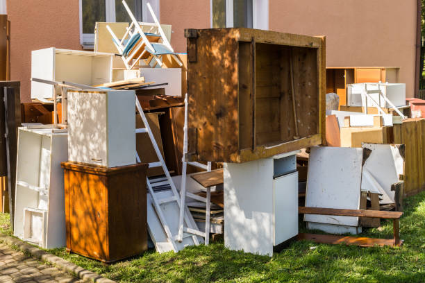 Best Attic Cleanout  in Wellman, IA